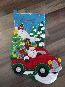 Bucilla Kit Felt Stocking Christmas Drive Complete Santa Truck - Picture 1 of 4