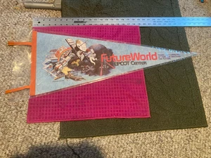 VTG 1982 Walt Disney Future World Epcot Center Souvenir Pennant - FAST SHIPPER - Picture 1 of 4