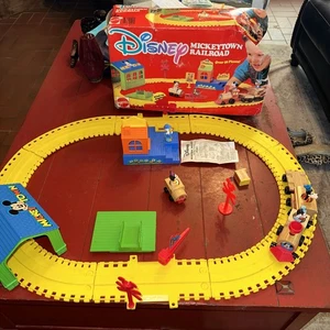 Vintage Disney Mickeytown Zug & Eisenbahn Set in Box - Bild 1 von 4