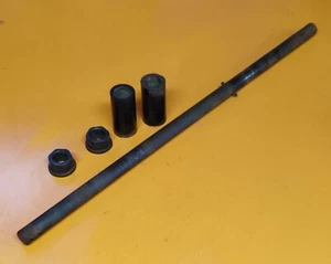 MTD Yard Machines 8/24 SNOWBLOWER AXLE SHAFT 738-0869 w/ Spacers & Bushings 22" - Picture 1 of 6