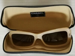 Chanel Women 5099 c 846/13 Sunglasses Beige Italy Quilted Design With Case - Picture 1 of 13