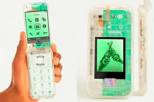 The Boring Phone - Heineken - Nostalgic Phone - Nokia HMD - Limited Edition - Afbeelding 1 van 11