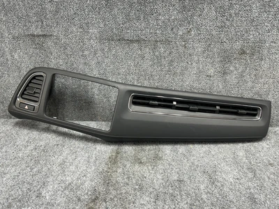 HONDA HR-V EX-L 16-22 OEM TABLERO RADIO BISEL CUBIERTA MOLDURA CON REJILLA DE VENTILACIÓN DE AIRE ACONDICIONADO 3K Foto 1 de 4