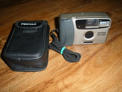 Pentax PC-330 35mm Point & Shoot Film Camera 26mm Fixed Prime Lens Film - Image 1 of 4