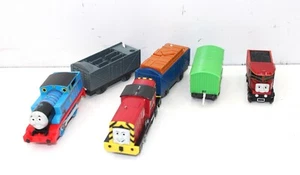 Konvolut Thomas & seine Freunde Trackmaster motorisierte Spielzeugeisenbahnen - Bild 1 von 3