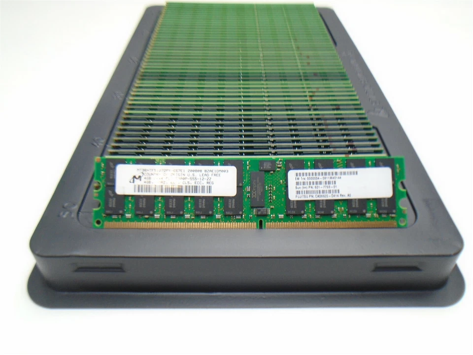 Sun/Oracle 501-7793-01 4GB DDR2 Registered ECC PC2-5300P 667Mhz 2Rx4 Memory - Image 1 of 3