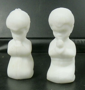 Fenton Art Glass - Boy And Girl Praying - Set of 2 - w/ Sticker (prior to 1970) - Picture 1 of 6