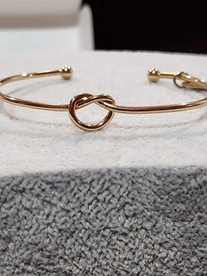 Plunder Gold Knot 袖口手链全新带盒 — 第 1/4 张图片