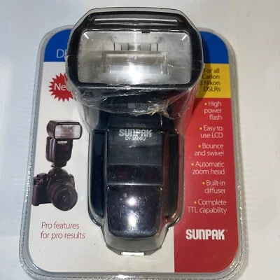 Sunpak DF3600U Flash for Canon and Nikon Missing Bottom Stand Plate - Image 1 of 4