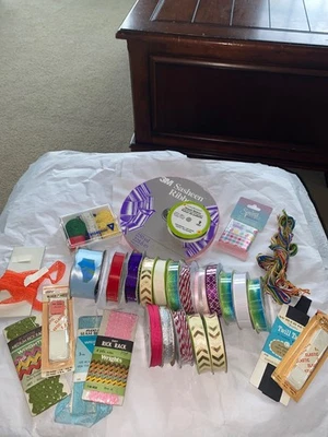 GRAN LOTE DE CINTA VINTAGE, RICK RACK ETC Foto 1 de 4