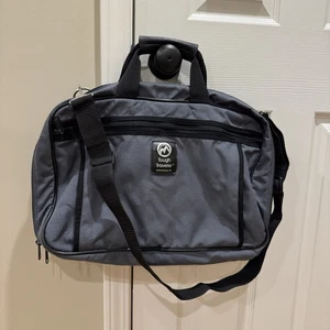 Tough Traveler Briefcase Bag With Shoulder Strap Made NY USA Like VTG Superfolio - Picture 1 of 12