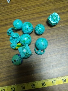 Mystery lotto di 9 figurine Bakugan Battle Brawlers - Foto 1 di 1
