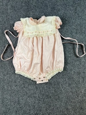 Mameluco bebé vintage rosa encaje bordado C.I. Castro USA Talla 3M Infantil Foto 1 de 4