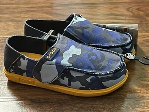 Crocs Niños 10/11 Azul Marino Mango SANTA CRUZ CAMUFLAJE MOCASINES Calce Relajado Camuflaje Nuevos con Etiquetas - Imagen 1 de 6