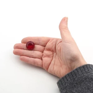 Large Vintage Round, 20 mm, Siam Red, Cut glass Chaton faceted, stone jewel - Picture 1 of 7