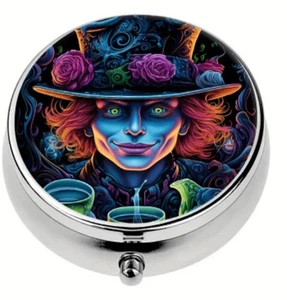 PILL DOSE - SCHMUCK ORGANISER - REISE - VINTAGE HORROR EDITION - Picture 1 of 2