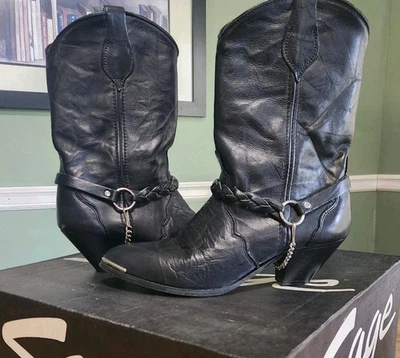 Oak Tree Farms Mujer 7.5 Western Vaquera Bota Cuero Negro Puntera Almendra con Cadenas Foto 1 de 4