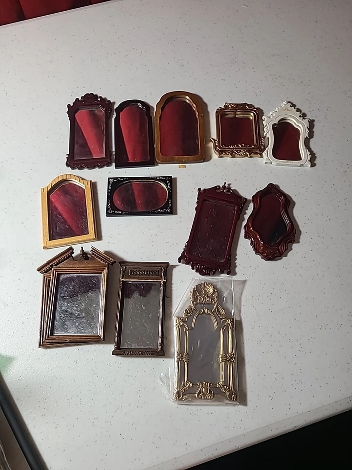 Lote Mixto Casa de Muñecas Miniatura Med. Espejos Foto 1 de 4