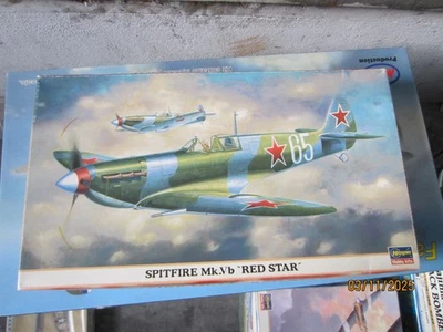 1/48 Hasegawa Spitfire Mk Vb Red Star - Immagine 1 di 2