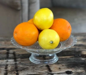 Vintage pedestal bowl, glass fruit serving dish, clear glass snack plate - Picture 1 of 7