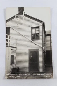 RPPC La famosa finestra nella casa di Tom Sawyer, Hannibal, MO B371 cartolina PC - Foto 1 di 2