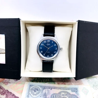 ⚡️ Raro Reloj Azul Luch Vintage 2209 Soviético 23 Joyas Raro Servicio URSS 🛠 Foto 1 de 4