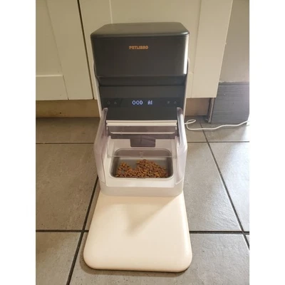PETLIBRO RFID gato pequeño comedero para mascotas con etiqueta de colar control de aplicación -USADO  Foto 1 de 4