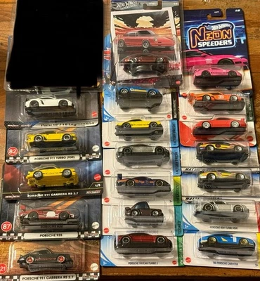 GROUP/LOT OF VARIOUS HOT WHEELS DIE-CAST PORSCHES! PREMIUMS! VARIATIONS! 19 CARS - Image 1 of 4