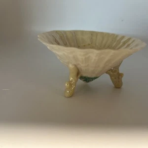 Belleek Shell Open Salt dish Irish bone china Coastal Decor Cottage Core - Picture 1 of 5