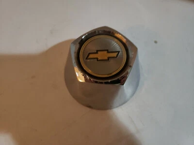 14066946 Tapa central de rueda Chevrolet OEM GM Celebrity #BX16 Foto 1 de 4
