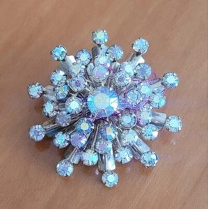 50s MCM Aurora Borealis Rhinestone Star Burst Silver Brooch - Picture 1 of 3