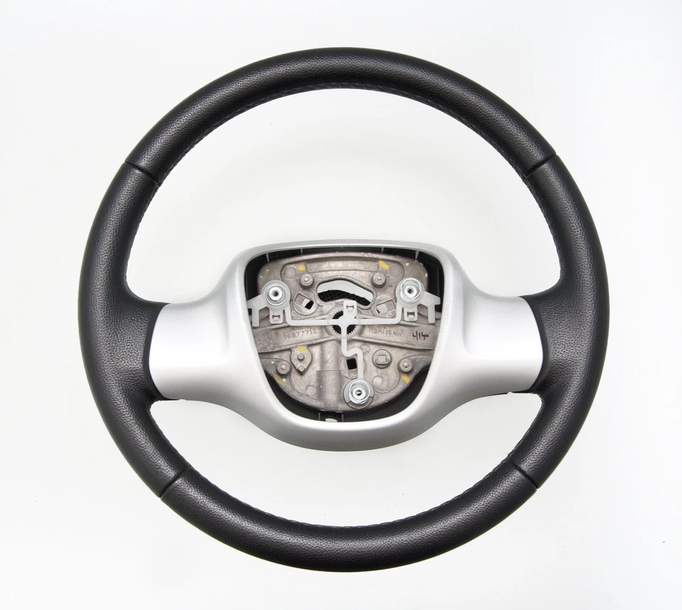 Lenkrad beziehen mit Leder für Smart 451 JAHR 2014 NEU LEDER - Bild 1 von 4