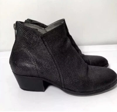 Botines Hudson London de cuero con estampado de piel de serpiente. Talla 36. Foto 1 de 4