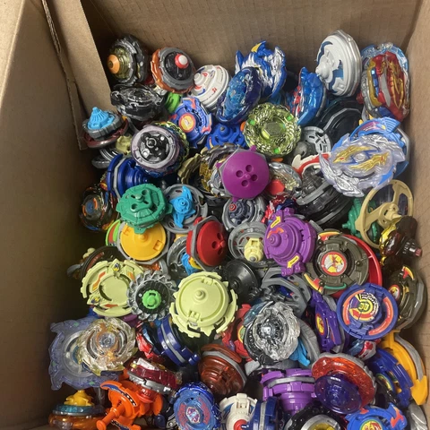 Beyblade Random Lot Of 3 - Hasbro Takara Lot Old Gen Metal Fight READ DESCRIP Cover