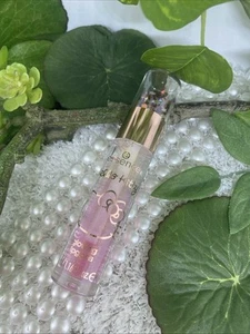 essence Hello Kitty Glowing Lipgloss Lip Gloss 01 Today Just Got Cuter! 5ml neu - Bild 1 von 5