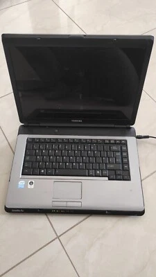 Toshiba Satellite Pro L300 - Image 1 of 4
