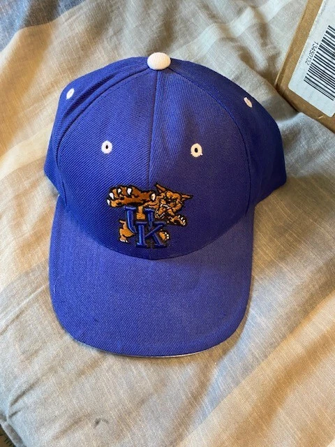 Sombrero vintage ajustable de la Universidad de Kentucky Foto 1 de 1