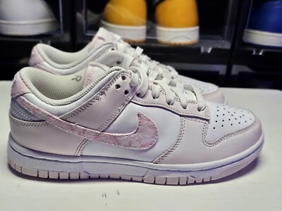 Feminino Tamanho 6 - Nike Dunk Low Branco Rosa Paisley 2023 - Imagem 1 de 4