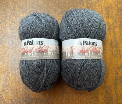 Patons Clásico 100% Pura Lana Nueva Hilo Gris Oscuro Mezcla 2 Madejas 244077 Tejer Foto 1 de 4