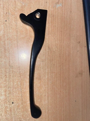 PALANCA FRENO DELANTERA DERECHA KEEWAY MATRIX 125 45022BMBT001 (GRA 83) Foto 1 de 4