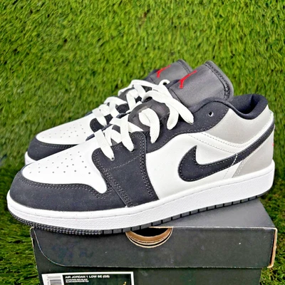 Nike Air Jordan 1 Low SE GS 6Y / Mujer 7.5 Negro Blanco Plata Rojo HF3188-106 Foto 1 de 4
