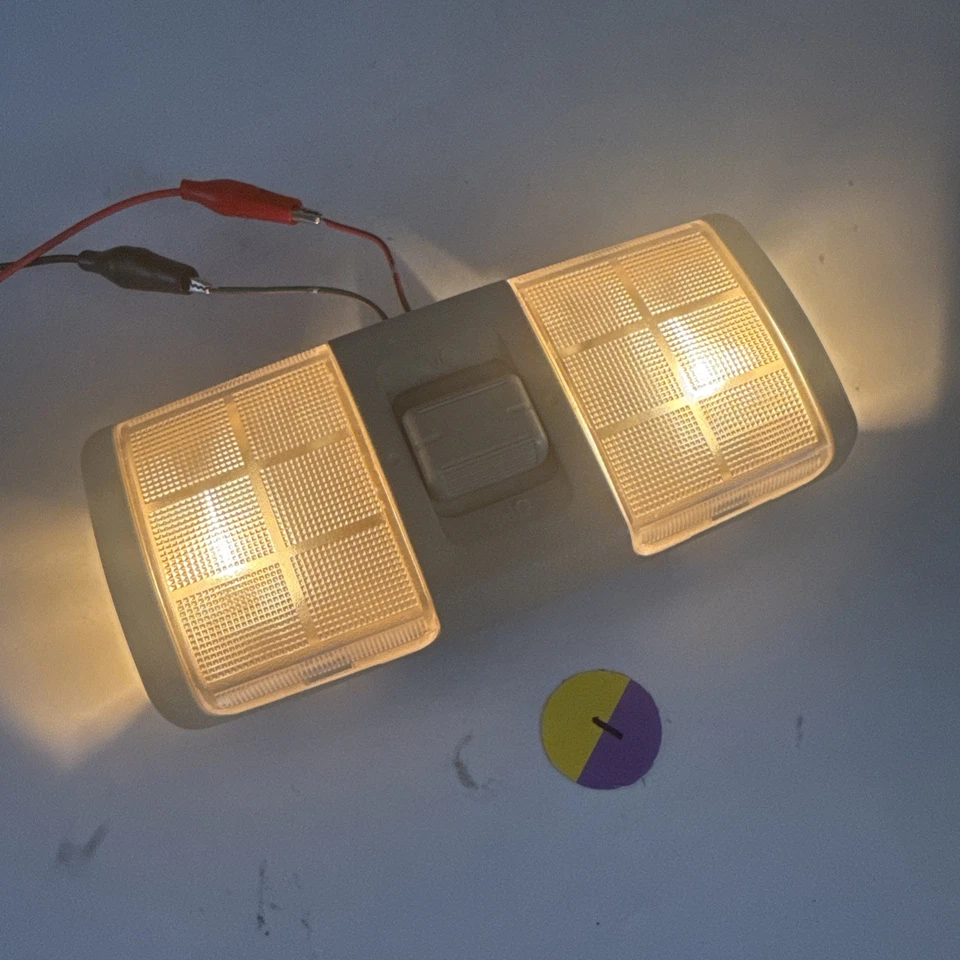 Mitsubishi Montero 1992-2000 OEM interior consola superior domo mapa bronceado claro Foto 1 de 4