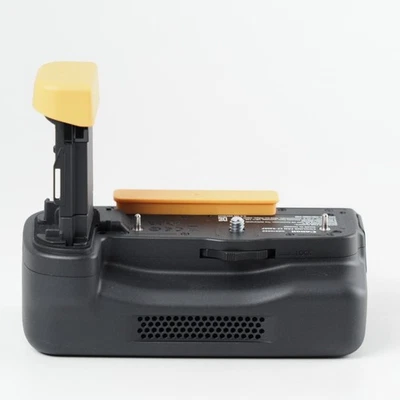 Canon CF-R20EP Cooling Grip for EOS R5 Mark II [Top Mint] #13664 - Image 1 of 4