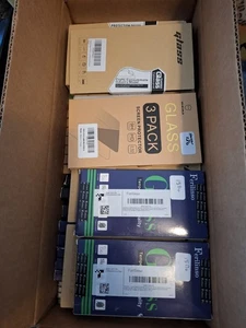 lot of screen protectors - Photo 1 sur 1