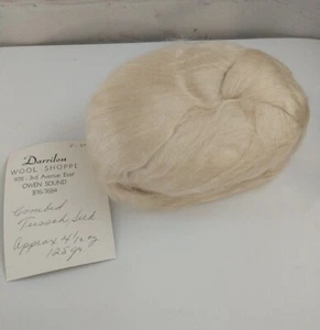 123g Natural Tussah Silk Combed Top Roving - Picture 1 of 4
