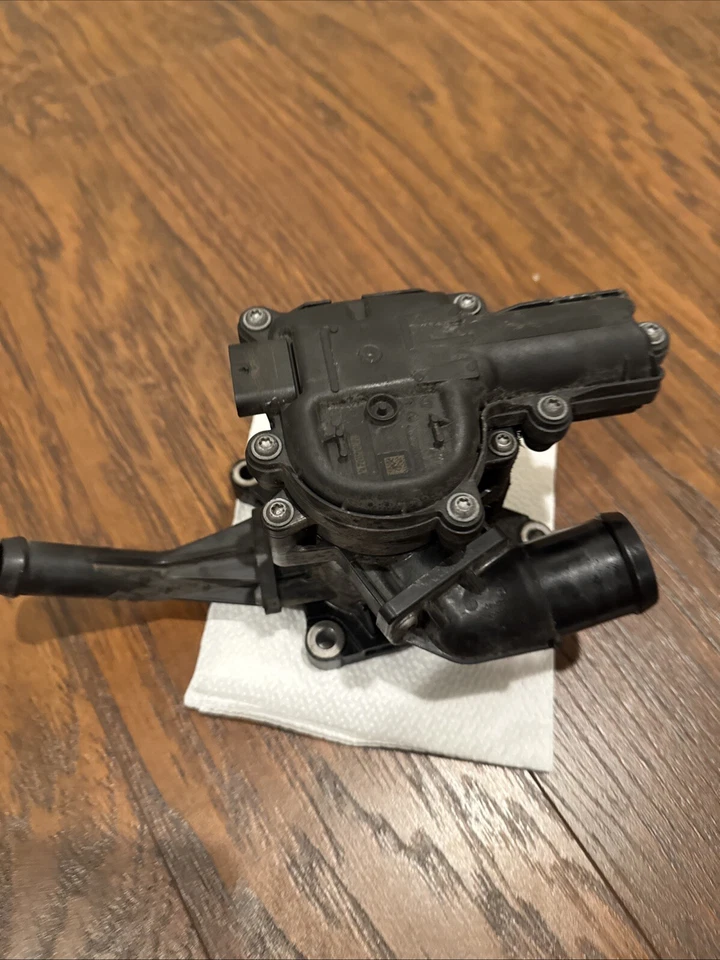 Genuine 25600-2M052 Thermal Management Module for Hyundai - image 1 of 3