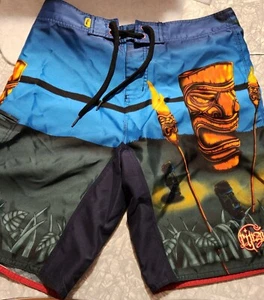 Men's Ripzone Hawaiian Tiki  Board Shorts with bottle opener medium/Large - Bild 1 von 6