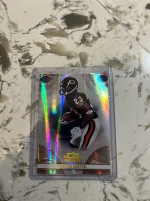 2008 Donruss Playoff Threads Devin Hester Gold Prizm #8/50 Chicago Bears!  - Image 1 of 3