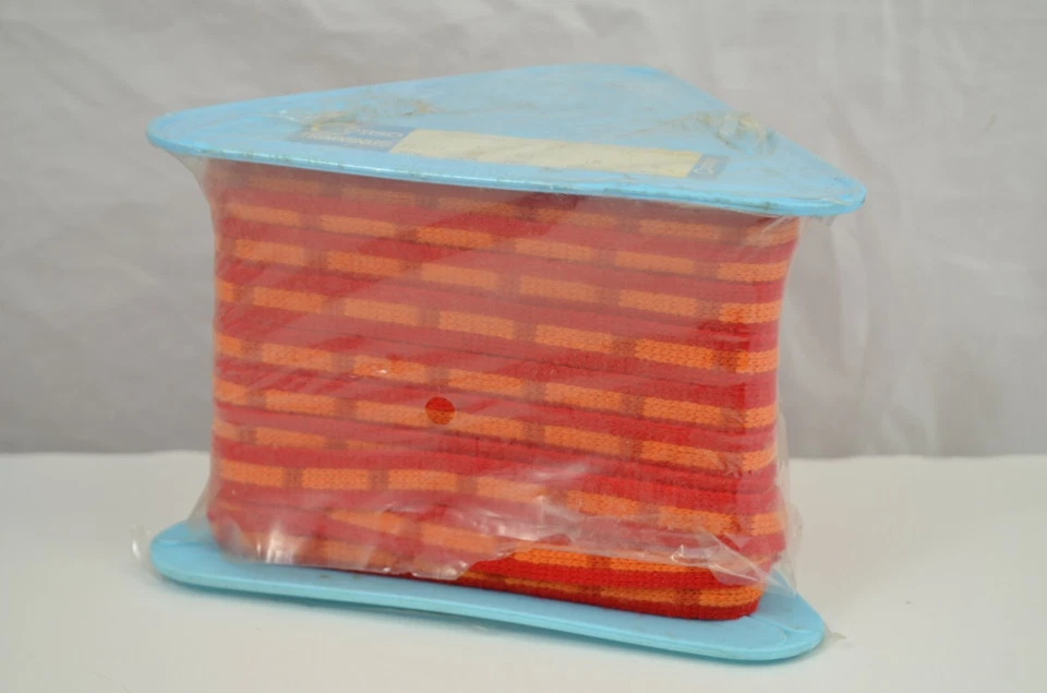 Recorte de consola vintage rojo naranja 18 yardas 1/2 pulgada 14437 NOS 100 % acrílico Foto 1 de 4