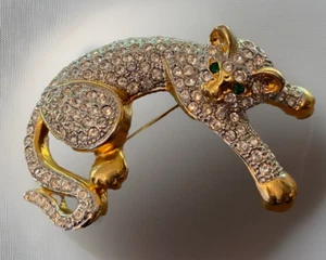 Spilla sciarpa spalla grande gatto tigre strass occhi verdi tono oro rara - Foto 1 di 13
